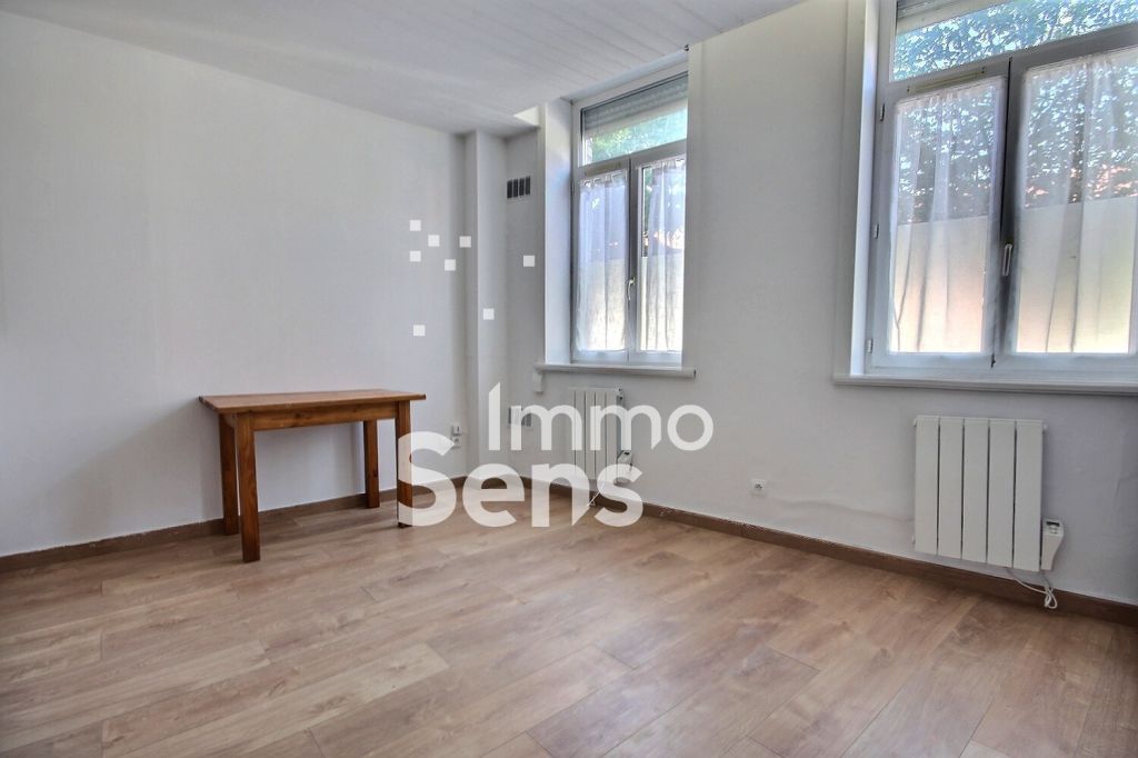 Location appartement T1  Lille  Réf.ILAP10007596