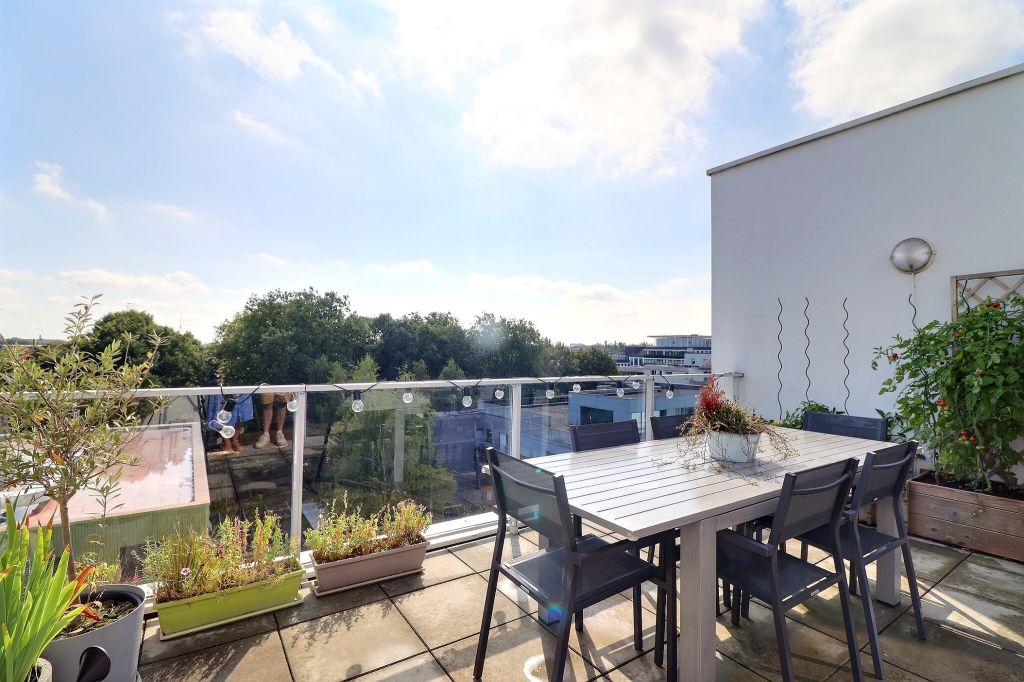 Vente appartement T4  Lille Centre Réf.BAVAP160007705