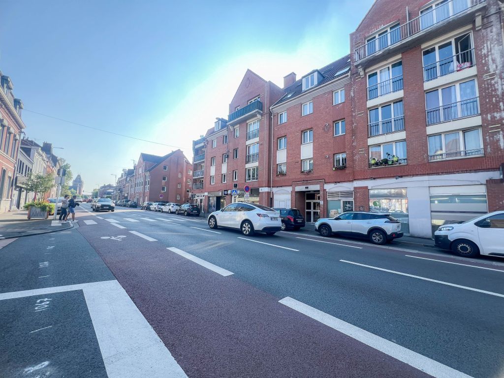 Vente appartement T2  La Madeleine Centre Réf.LMAB240901