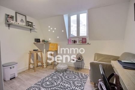 Location appartement T1  Lille Centre Réf.GGLAP140007963