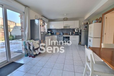 Vente maison T5  Wambrechies  Réf.TDVMA750008025