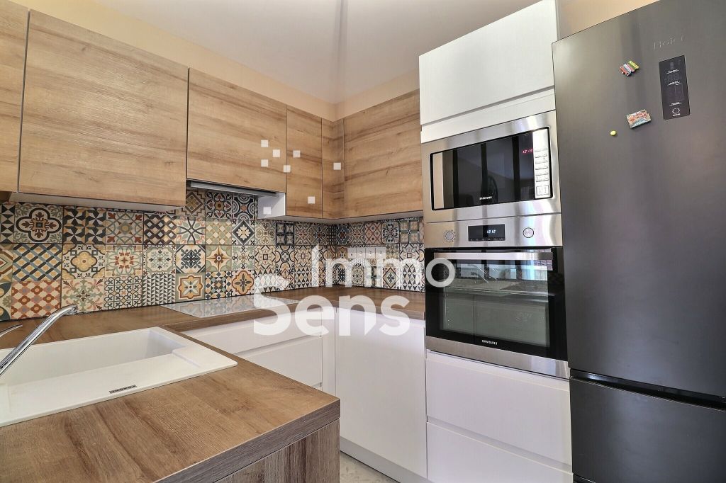 Vente appartement T2  Lomme  Réf.LO19089