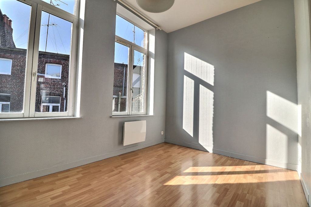 Vente appartement T2  Lille  Réf.BCV940008090