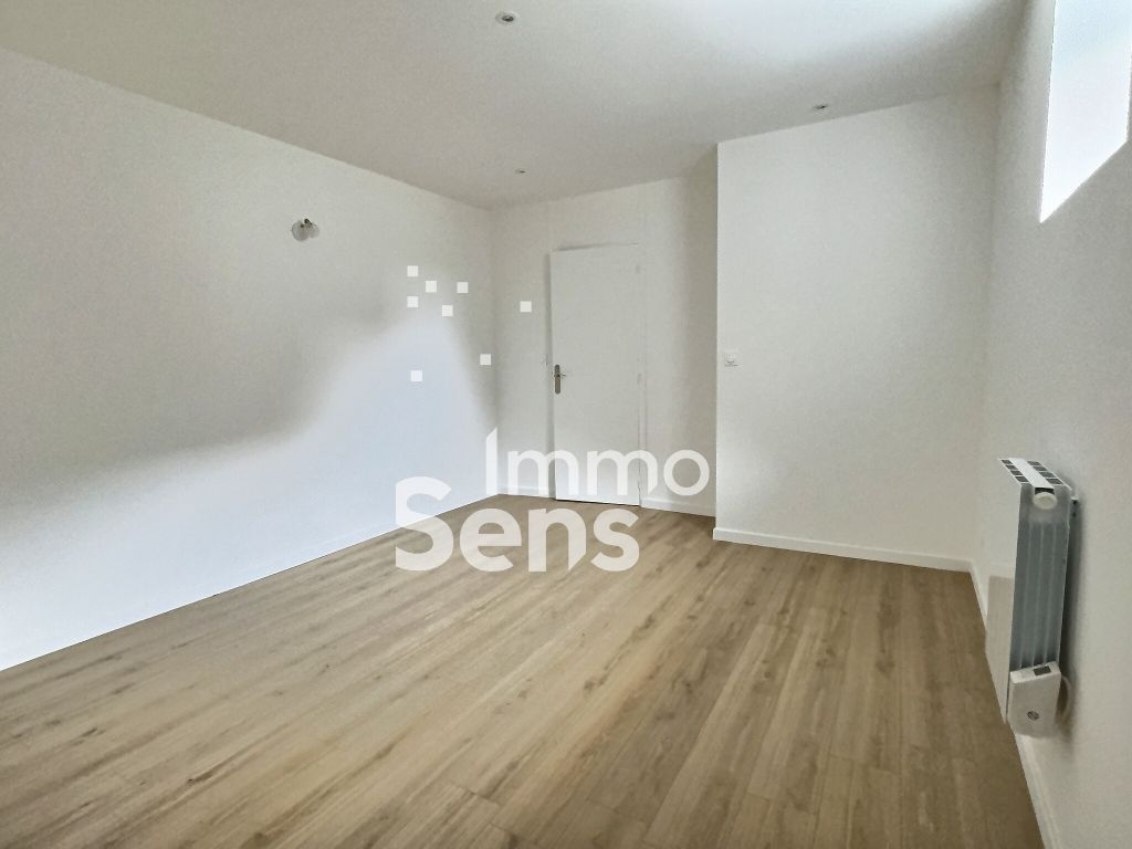 Vente appartement T2  Lille Centre Réf.ESVAP150008214
