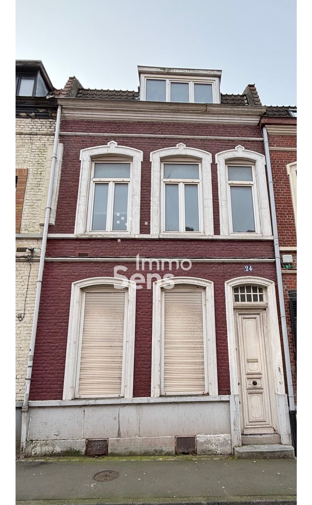 Vente maison T6  Roubaix  Réf.LAVMA840008294