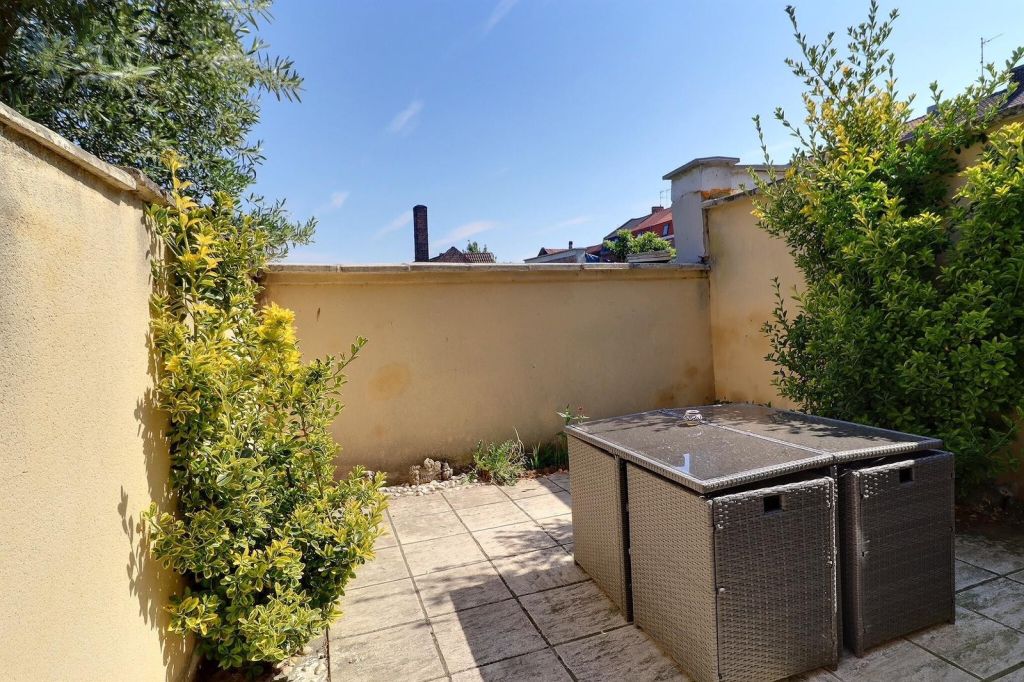 Vente maison T4  Roubaix  Réf.894