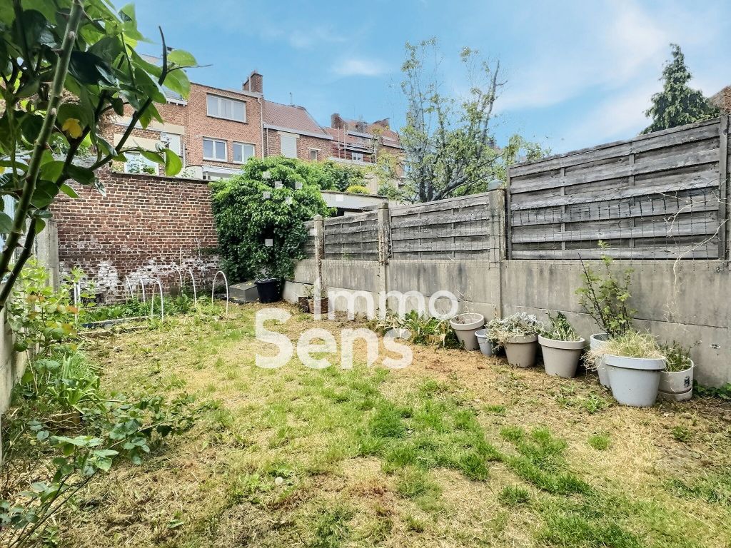 Vente maison T5  Hellemmes lille  Réf.ESVMA150009105