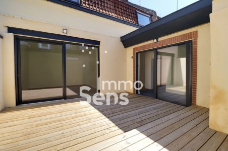 Vente maison T5  Croix  Réf.VBVMA210009119