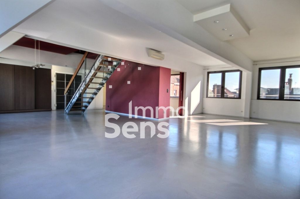 Location appartement T4  Lille VIEUX LILLE Réf.ILAP10009125