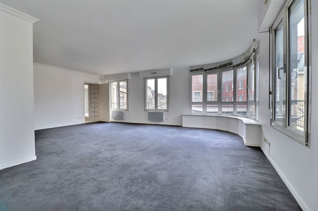 Vente appartement T4  Lille VIEUX LILLE Réf.BAVAP160009152