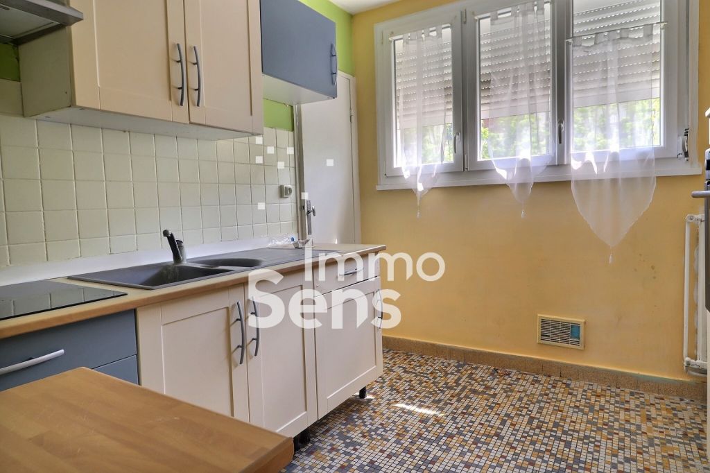 Vente appartement T3  Roubaix  Réf.TRVAP1010009195