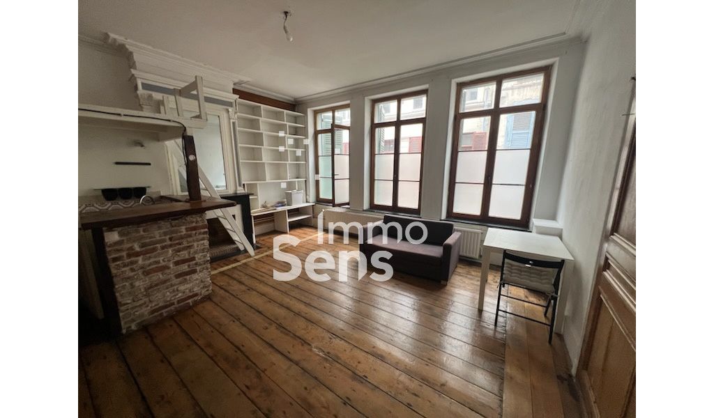 Location appartement T1  Lille VIEUX LILLE Réf.GGLST1040009211