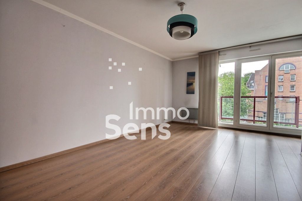 Location appartement T2  Lille  Réf.GGLAP140009215