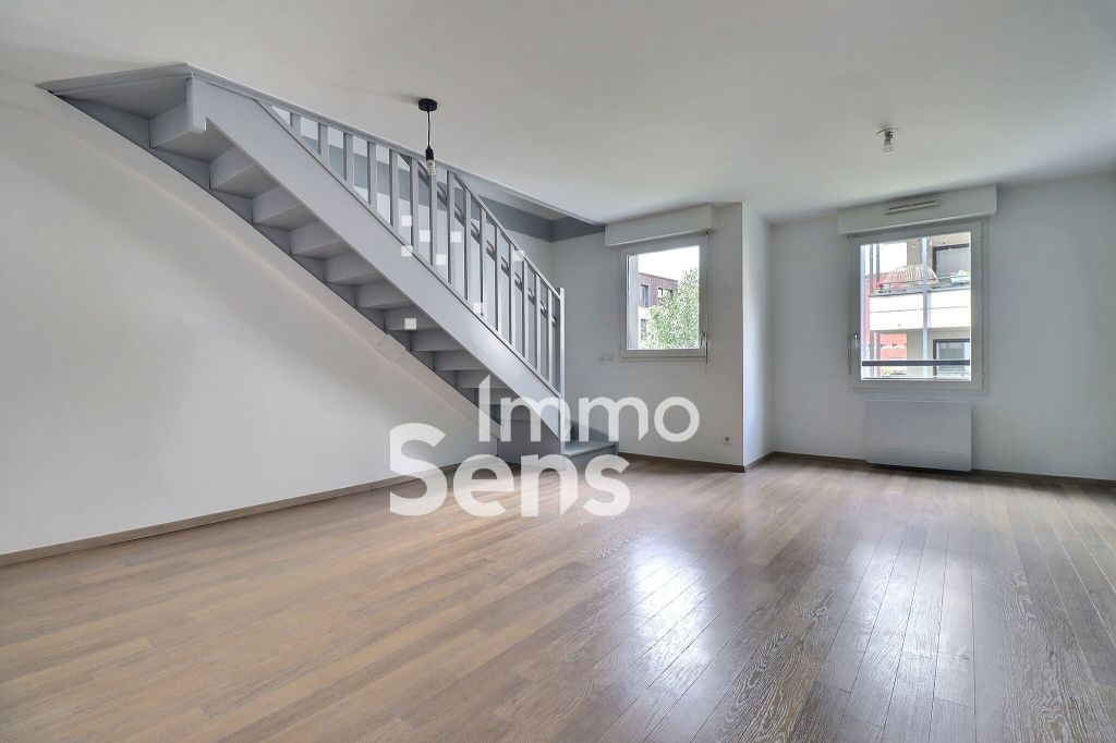 Vente appartement T3  Lille VIEUX LILLE Réf.LMVAP240009245
