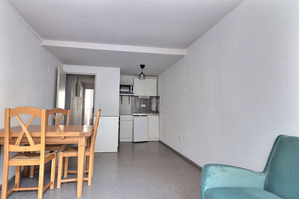 Vente appartement T2  Lille  Réf.DGVAP1020009268