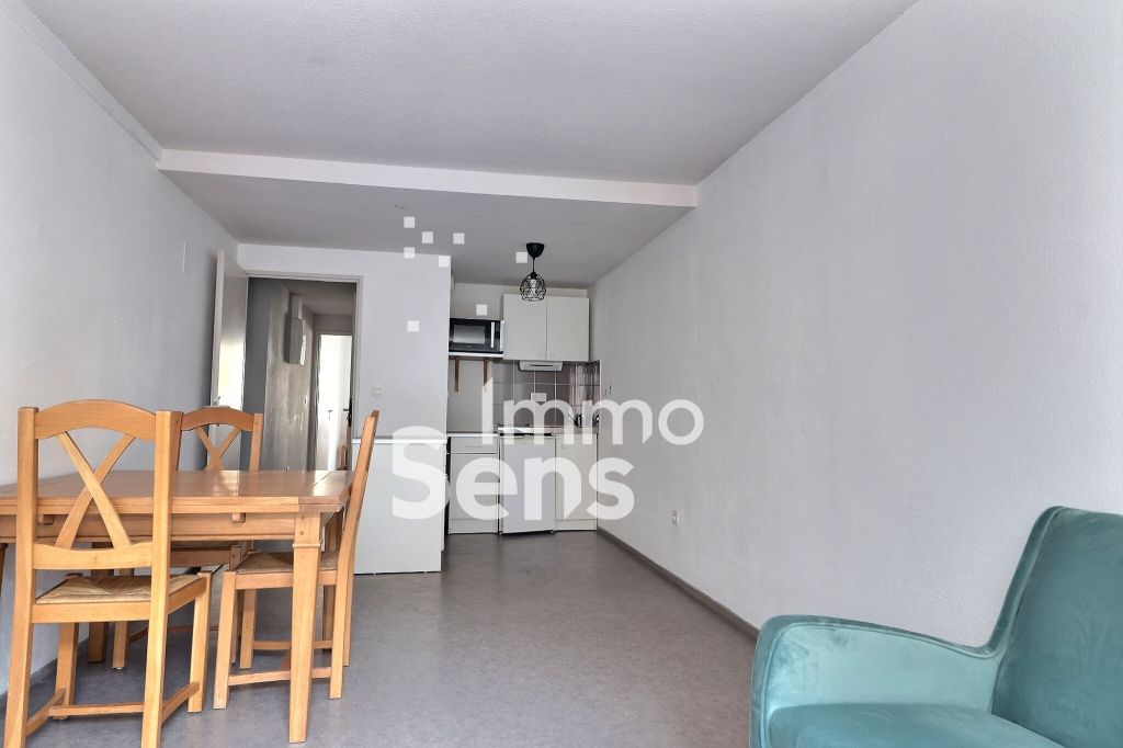Vente appartement T2  Lille  Réf.DGVAP1020009268