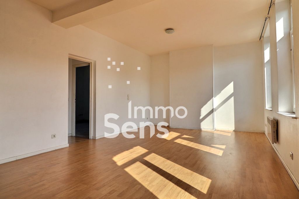 Vente appartement T2  Lille République / Saint Michel Réf.HCVAP1030009271