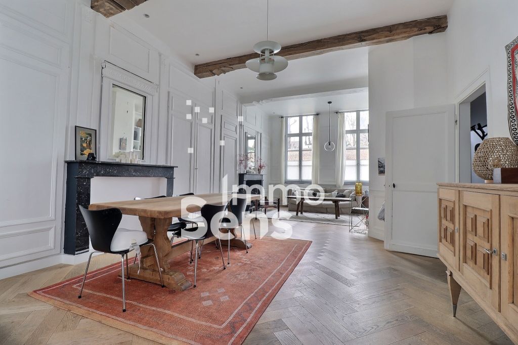 Vente maison T6  Lille VIEUX LILLE Réf.BAVMA160009304