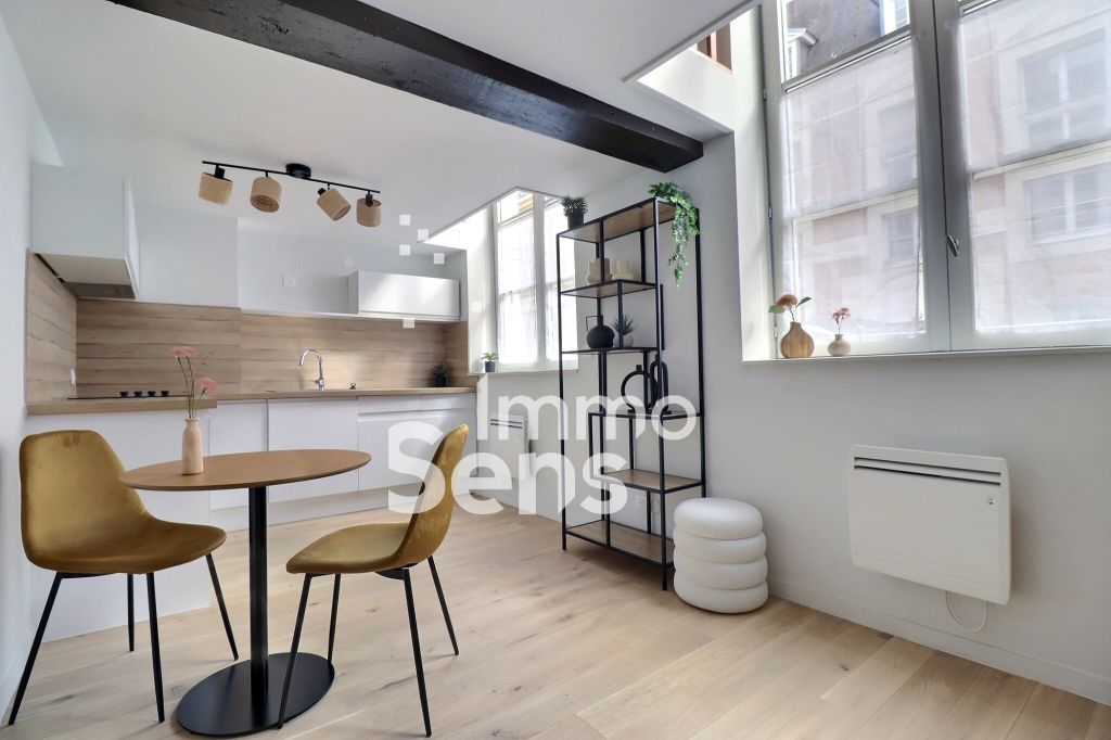 Vente appartement T2  Lille VIEUX LILLE Réf.LMVAP240009325