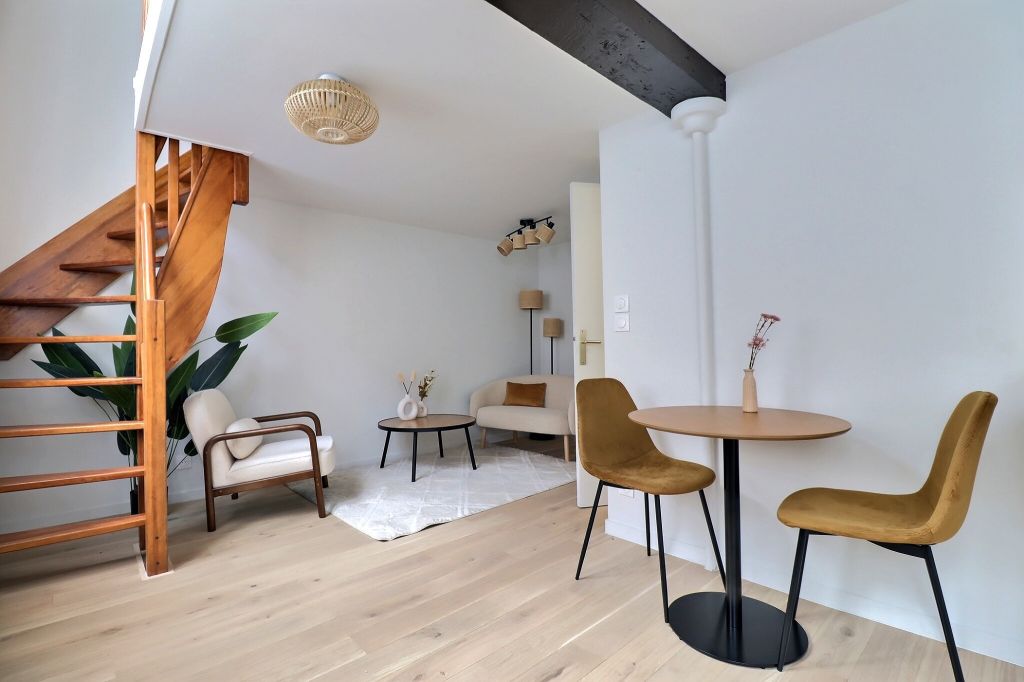 Vente appartement T2  Lille VIEUX LILLE Réf.LMVAP240009325