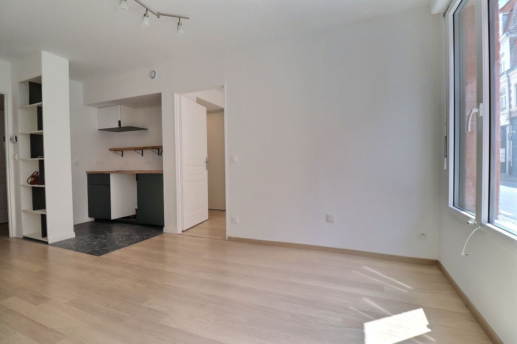 Vente appartement T2  Lille VIEUX LILLE Réf.BAVAP160009334