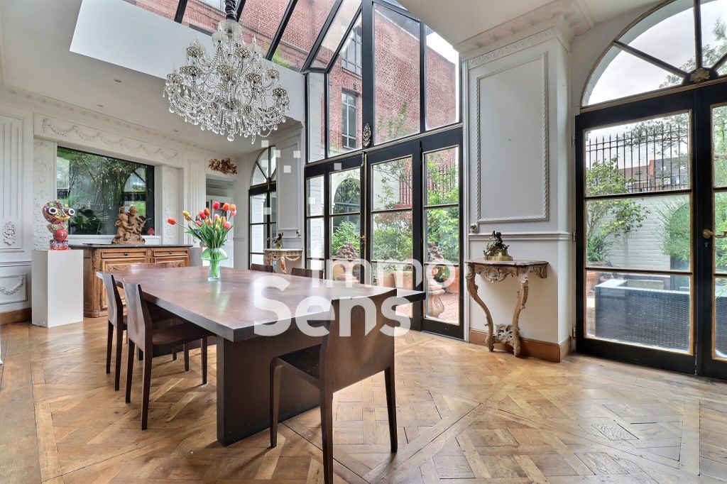 Vente maison T7  Lille VIEUX LILLE Réf.LMVMA240009372