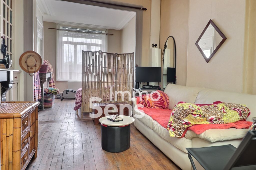Vente appartement T1  Lille  Réf.DGVAP1020009381