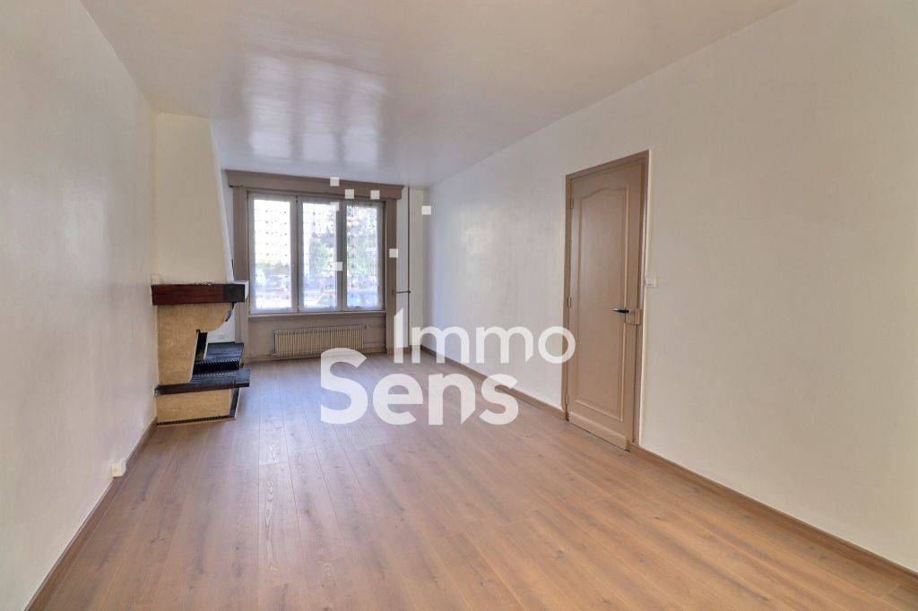 Vente maison T5  La Madeleine  Réf.DUVMA880009386
