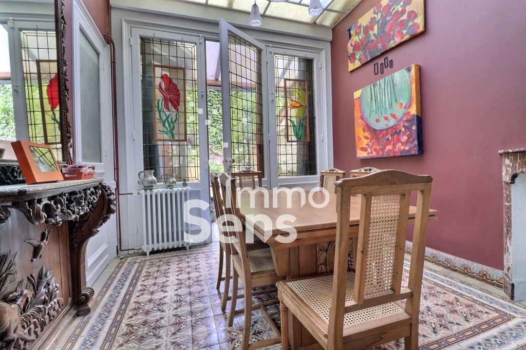 Vente maison T5  Lille Centre Réf.KAVMA130009387