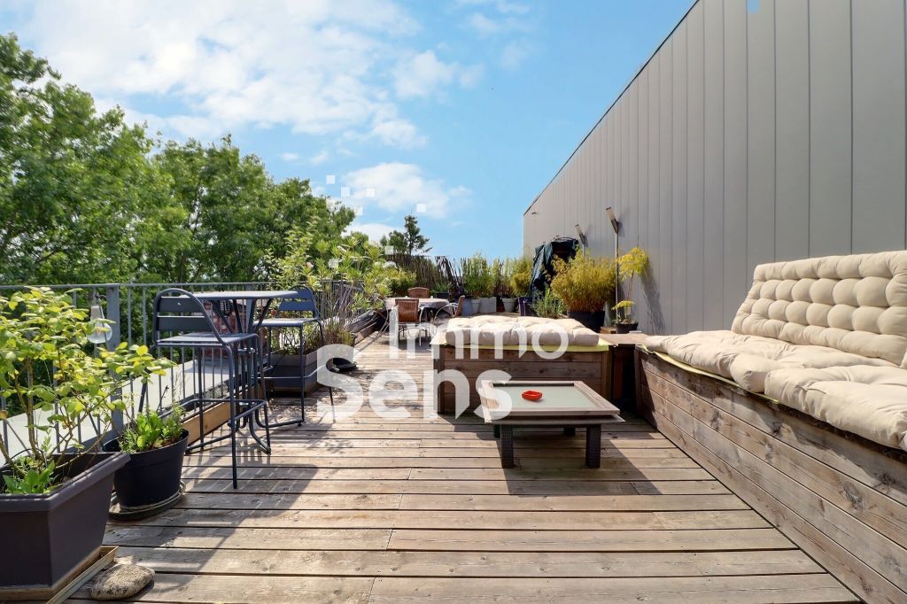 Vente loft T3  Roubaix  Réf.VBVLO210009412