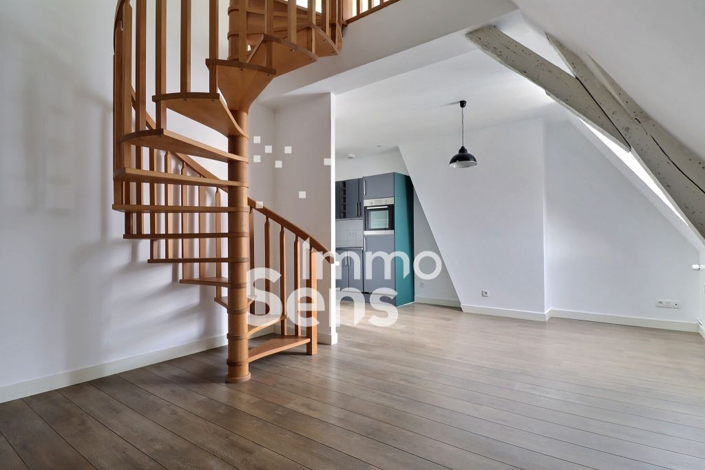 Vente appartement T2  Lille VIEUX LILLE Réf.LMVAP240009440