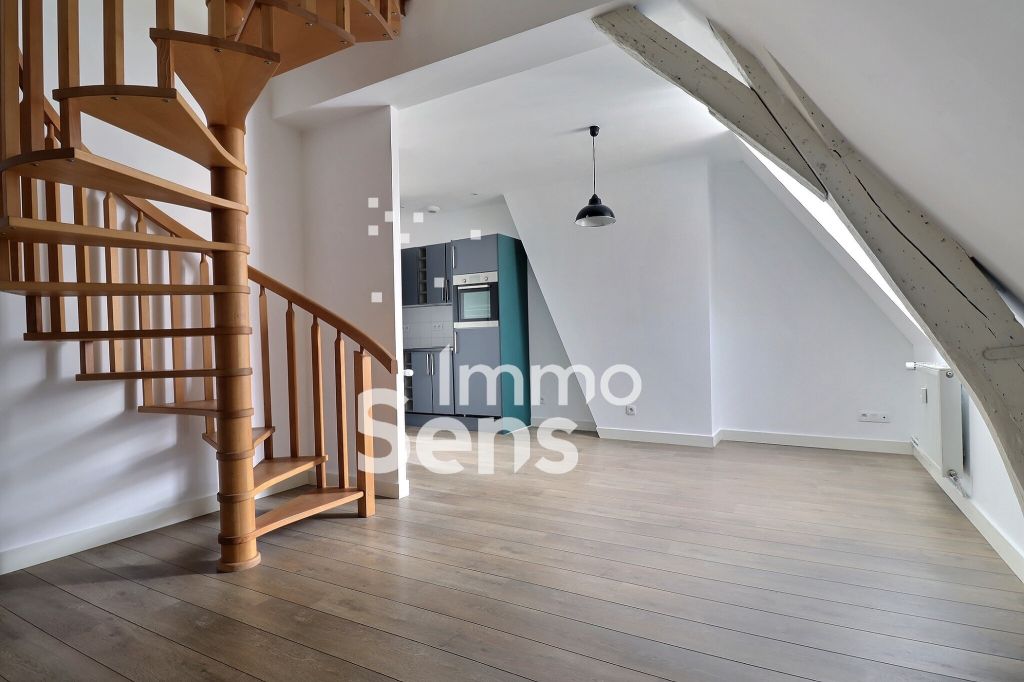 Vente appartement T2  Lille VIEUX LILLE Réf.LMVAP240009440