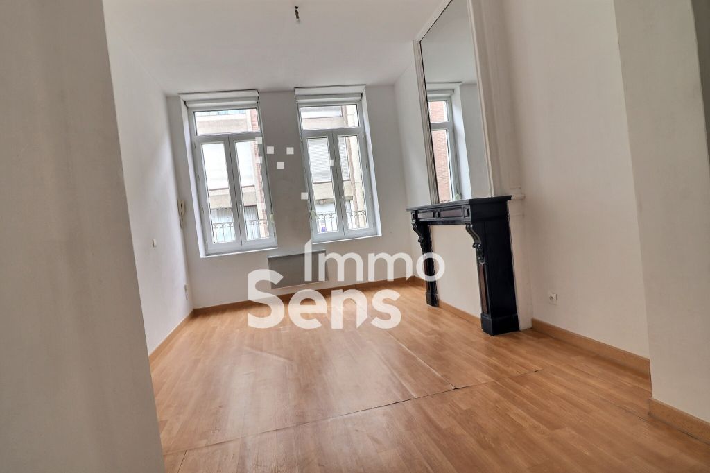 Vente appartement T2  Lille  Réf.DGVAP1020009448