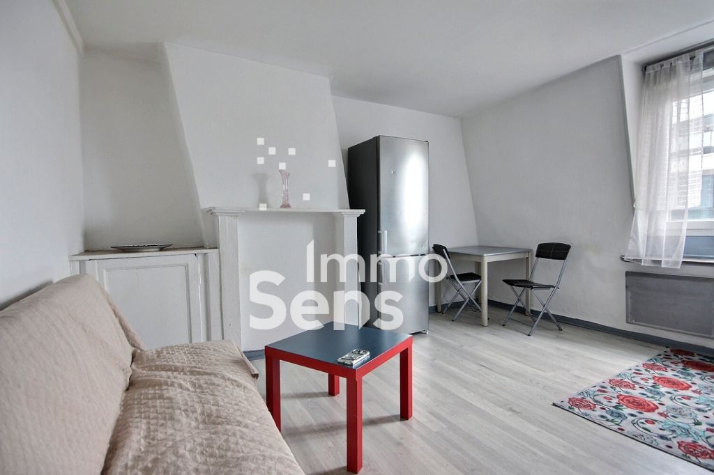 Location appartement T2  Lille  Réf.GGLAP1040009454