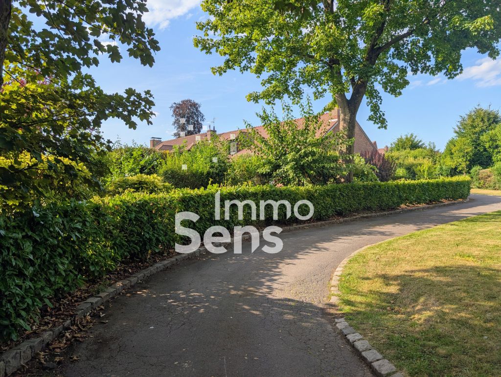 Vente maison T5  Marcq-en-Baroeul  Réf.LO19118