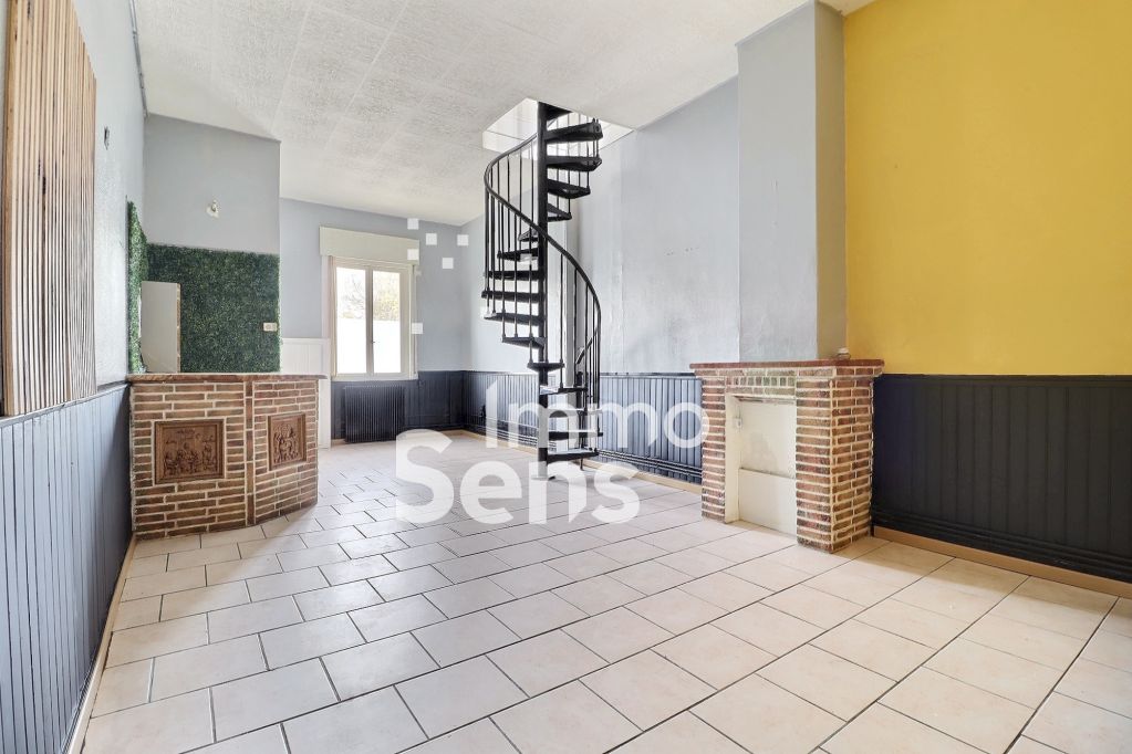 Vente maison T4  Roubaix  Réf.LJVMA1120009687