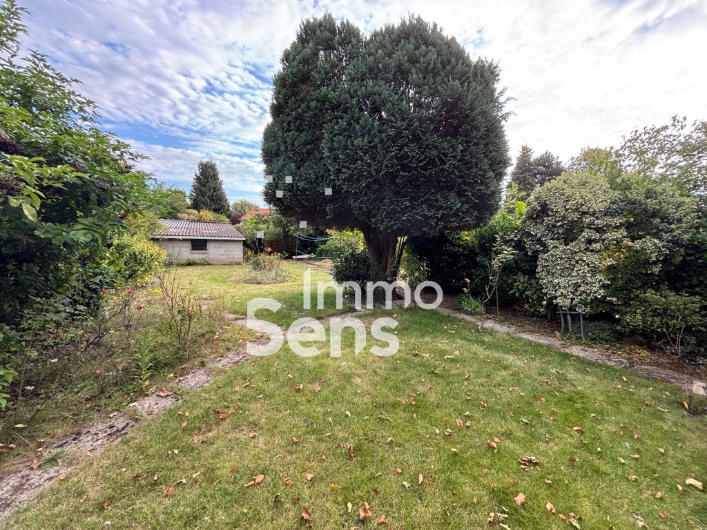 Vente maison T5  Roubaix  Réf.LAVMA840009694