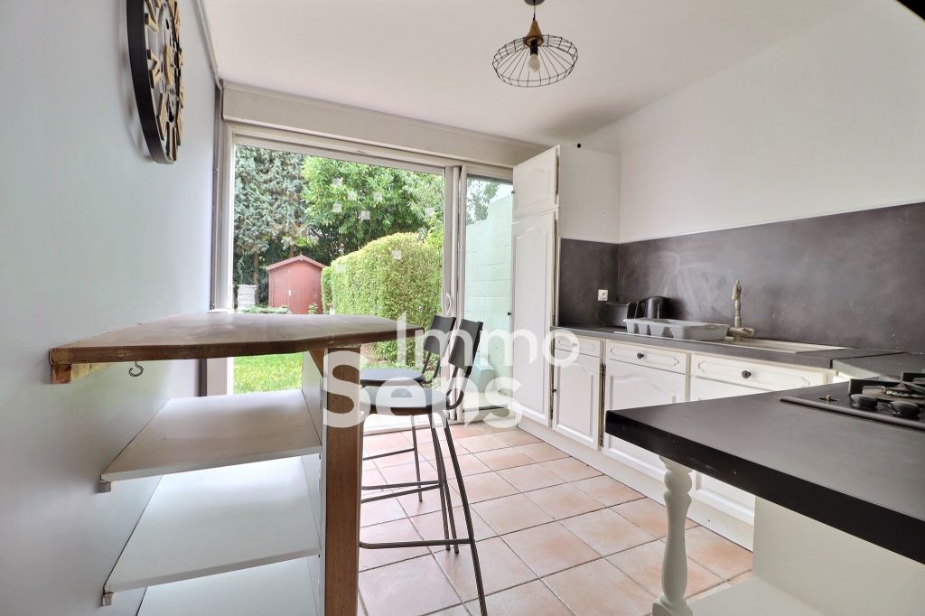 Vente maison T7  Villeneuve-d'Ascq  Réf.LJVMA1120009720