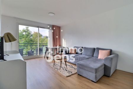 Vente appartement T2  Croix Barbieux Réf.VBVAP210009884