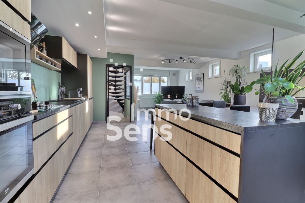 Vente appartement T4  Lille  Réf.LO19148