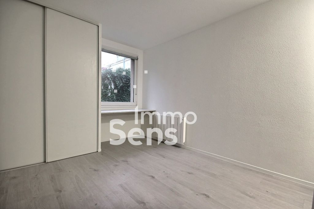 Location appartement T1  Lille  Réf.GGLST1040009964