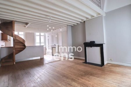Vente appartement T3  Lille VIEUX LILLE Réf.RCVDU1180009987