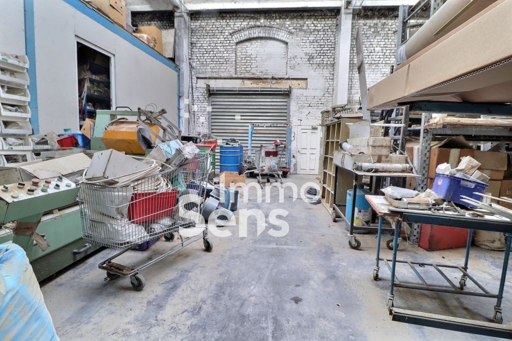 Vente maison T6  Roubaix  Réf.TRVMA1010009998